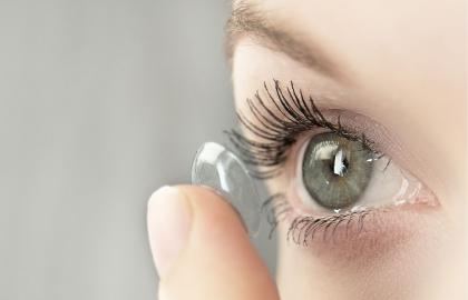 Contact Lenses vs Glasses: Which Is Right for You?